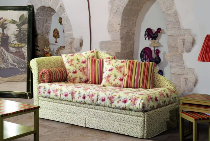ottoman trong nội thất theo phong cách provence