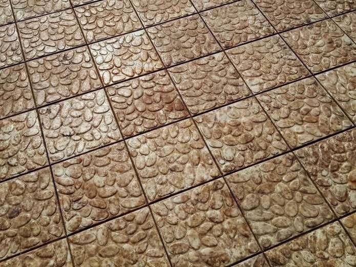pebble tile
