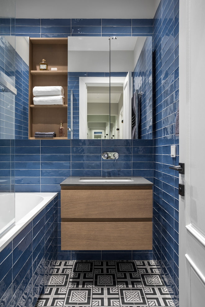 blue glass tile in the bathroom