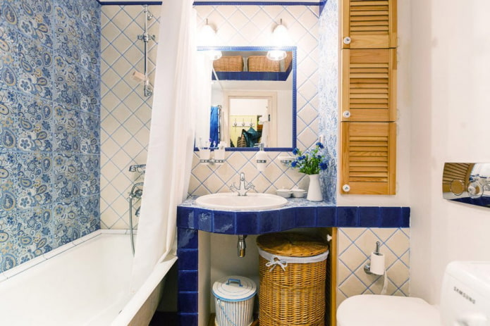 tiles in the interior of the bathroom in the style of provence