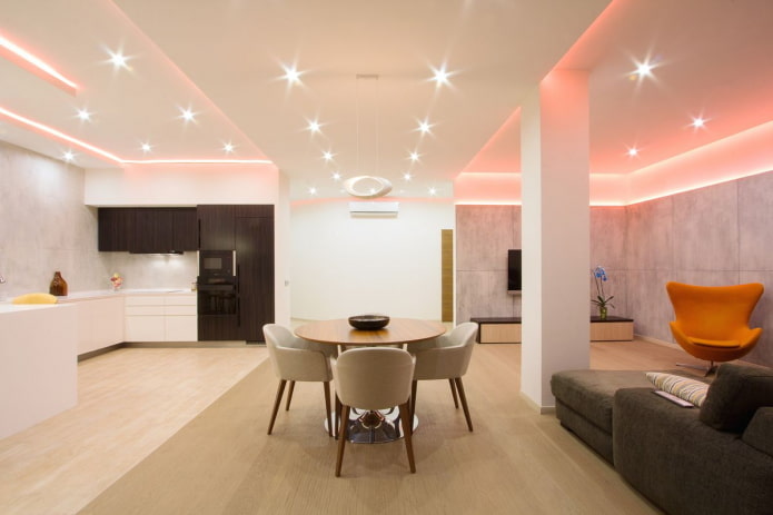 interior bucătărie studio cu zonare sub formă de iluminat