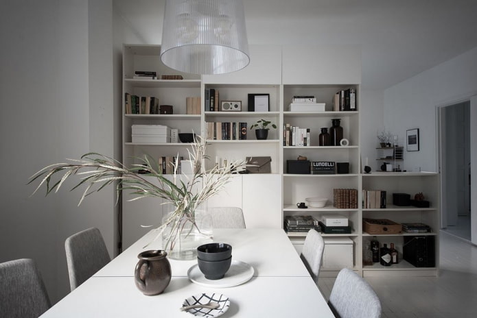 minimalistický design stojanu