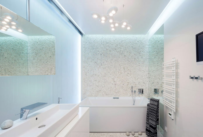 бял интериорен дизайн на банята