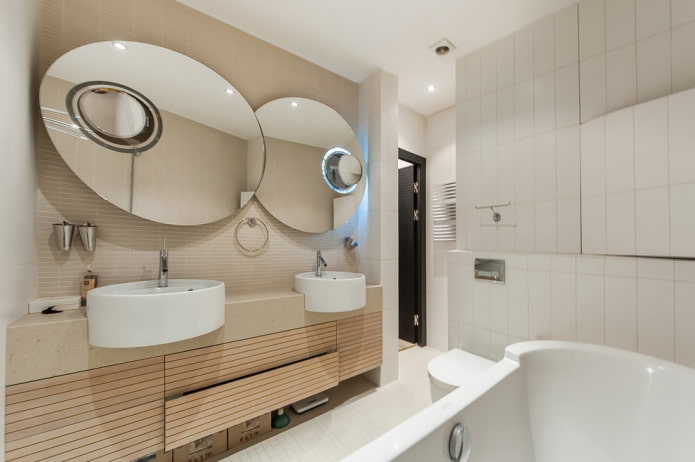 การออกแบบห้องน้ำในการตกแต่งภายในของอพาร์ทเมนท์ 70 สี่เหลี่ยม