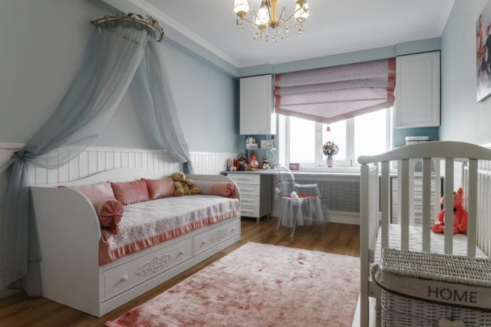 Schlafzimmer Design für zwei Mädchen unterschiedlichen Alters