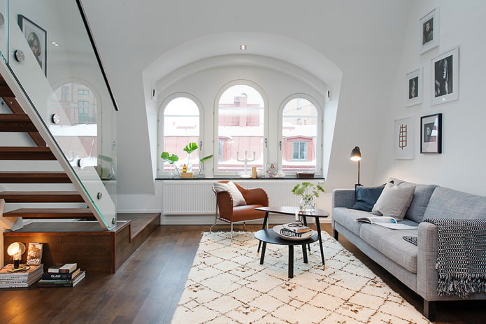 Intérieur d'un appartement superposé de style scandinave
