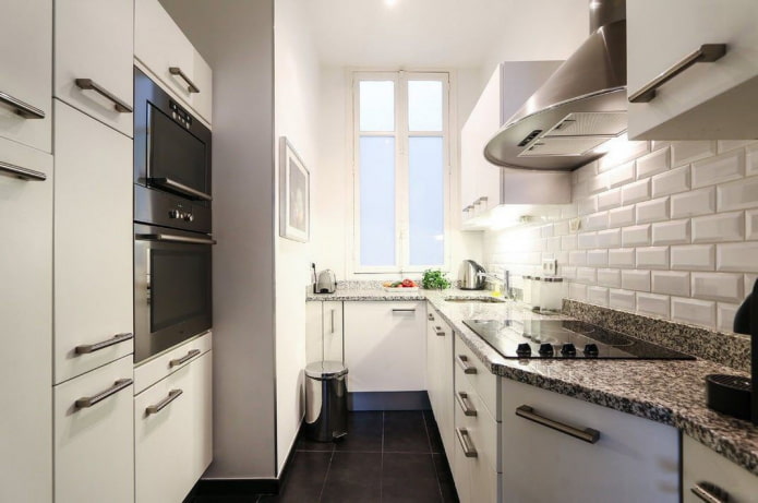 design de interiores de cozinha estreita