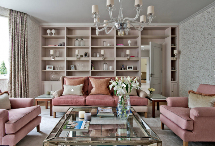 ružový a šedý interiérový dizajn