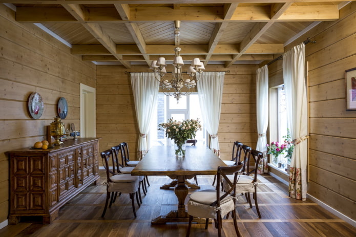 diseño de cocina en el interior de una casa de madera