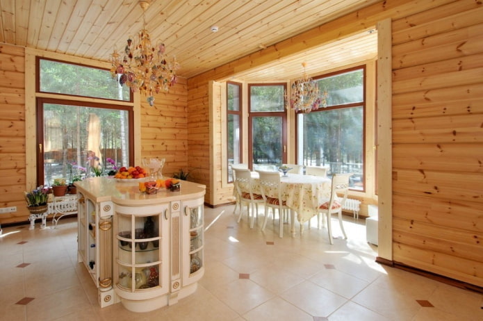 conception de maison en bois avec baie vitrée