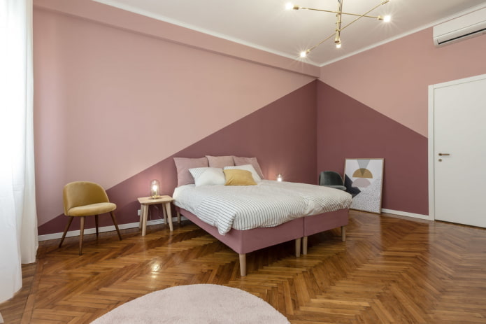 ružičasti ukras spavaće sobe