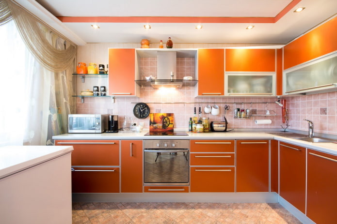 trang trí trong nội thất nhà bếp với tông màu cam