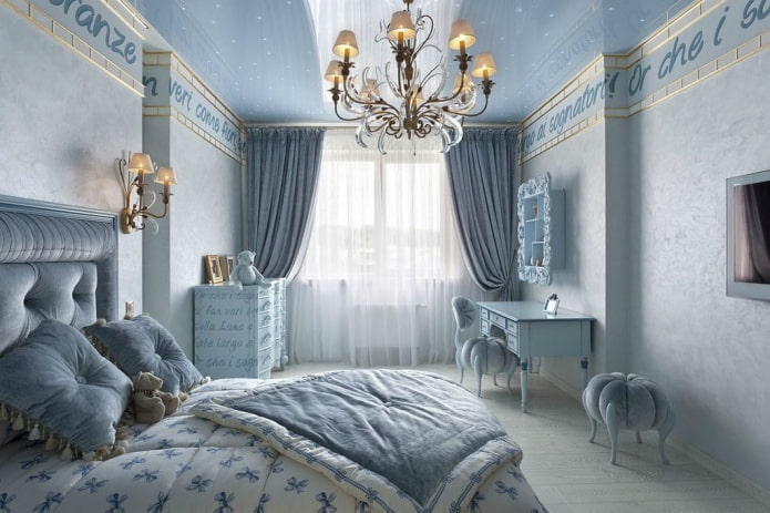 klasična unutrašnjost spavaće sobe plava