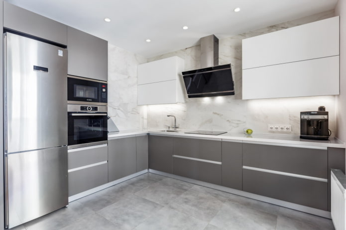 interior de la cocina en tonos grises claros
