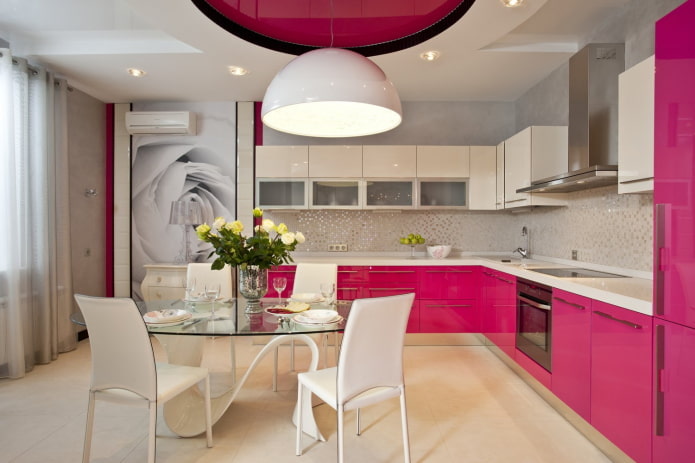 interior de cocina rosa y blanco