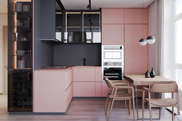 Möbel und Geräte im Innenraum der Küche in rosa Farben