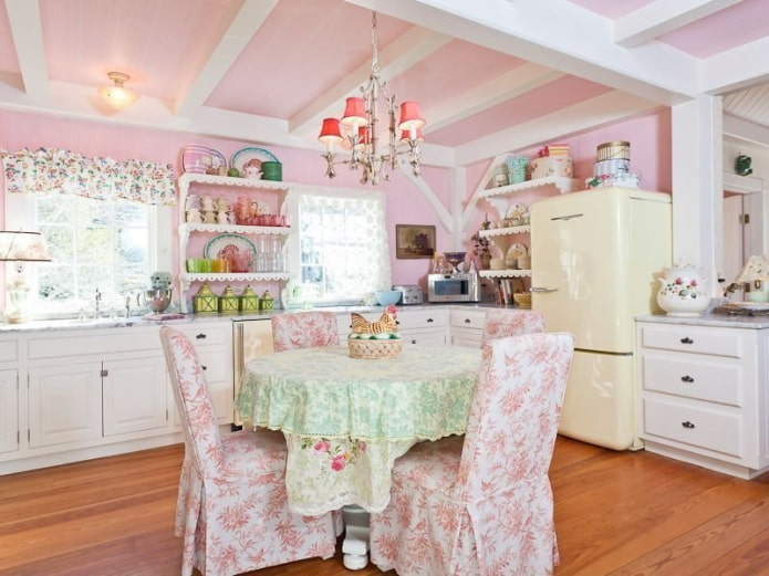 ροζ άθικτο κομψό εσωτερικό της κουζίνας
