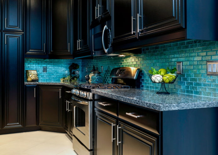 cucina nera e blu