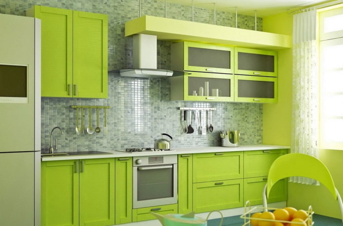 virtuvės dekoravimas šviesiai žaliais tonais