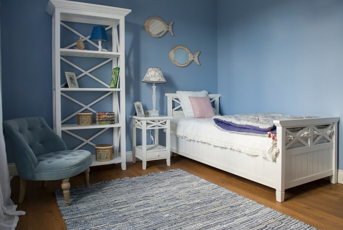 interior nursery for girls in a marine style