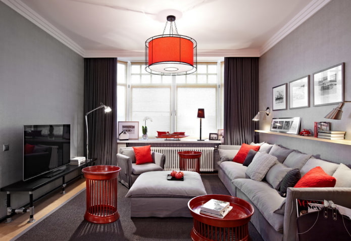 sivý interiér obývacej izby s jasnými akcentmi