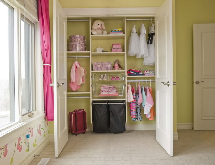 дизајн гардеробе за бебе
