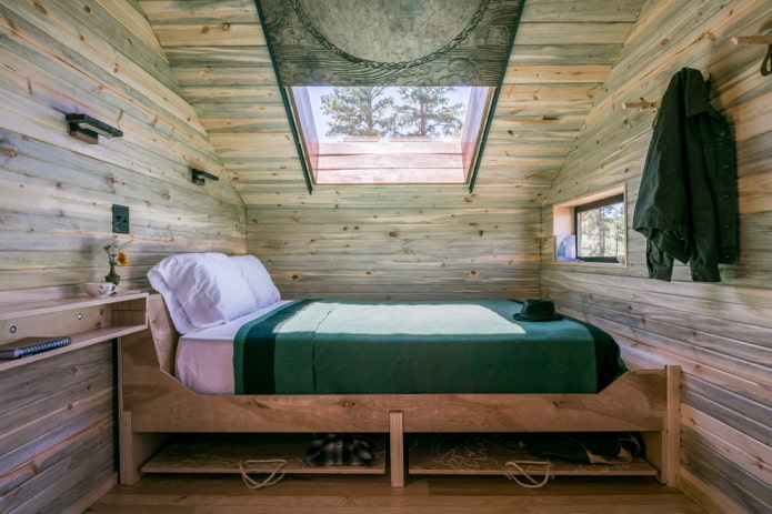 dormitor cu design rustic