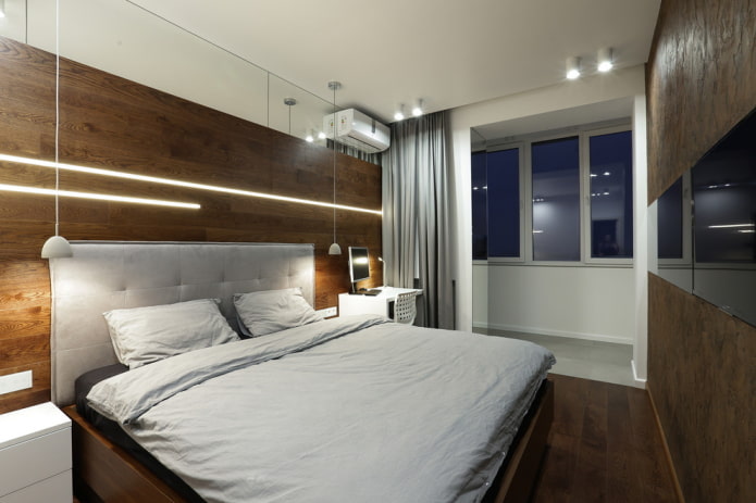 minimalistická ložnice s balkonem