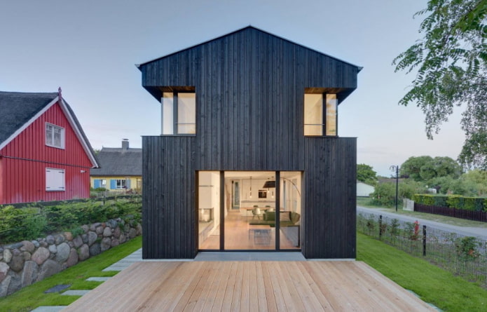 rumah hitam dalam gaya Scandinavia