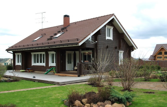Skandinaviško stiliaus stogo apdaila