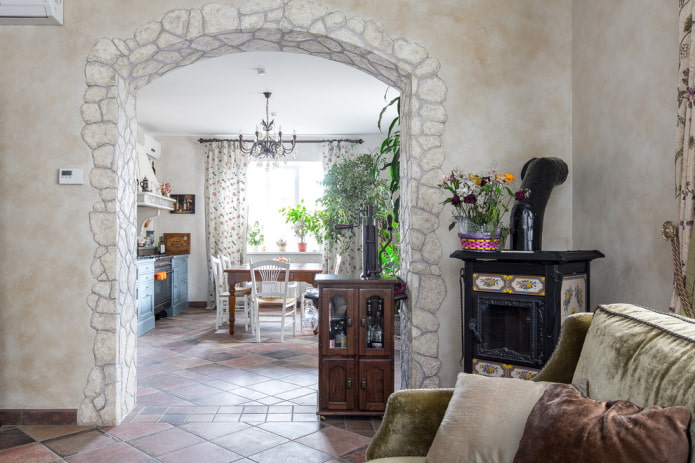 výzdoba obývacího pokoje ve středomořském stylu