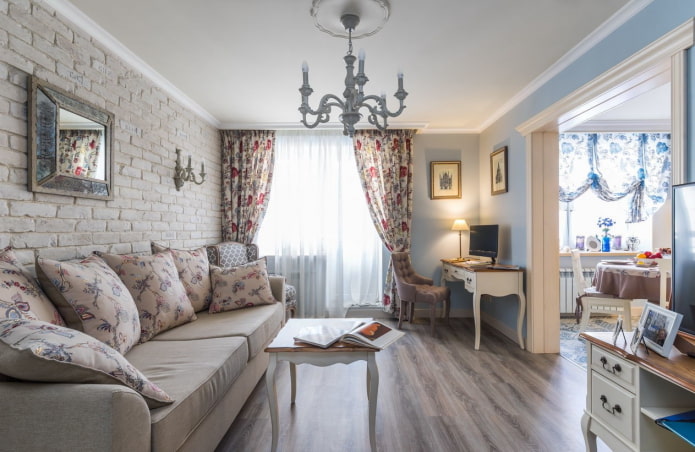 Design de interiores de sala de estar em estilo provençal