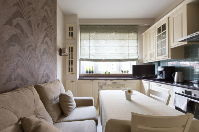 design čtvercové kuchyně-obývací pokoj