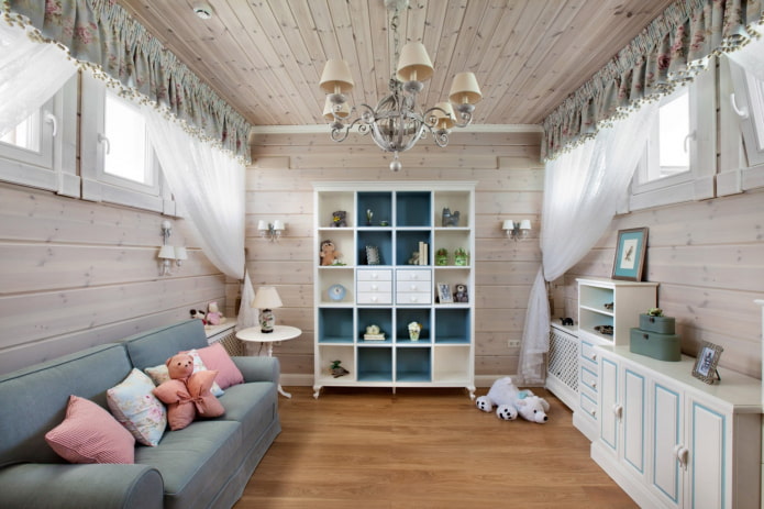 materiale textile și decor într-un dormitor pentru copii în stil provensal