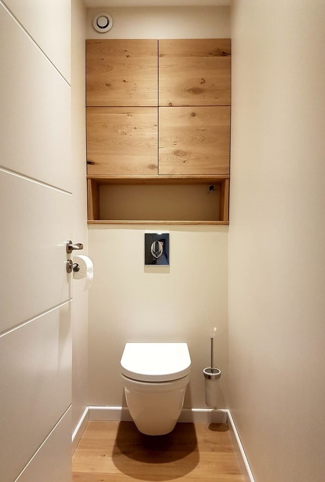 Kruşçev dairede tuvalet mobilya