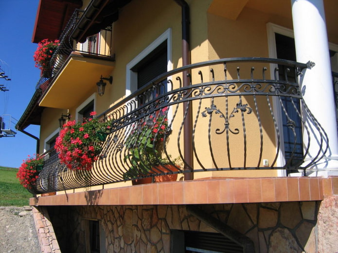design av en balkong i ett privat husprojekt