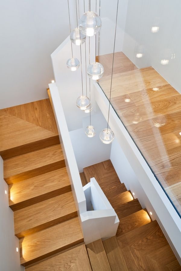 caracteristicile de iluminare a scărilor