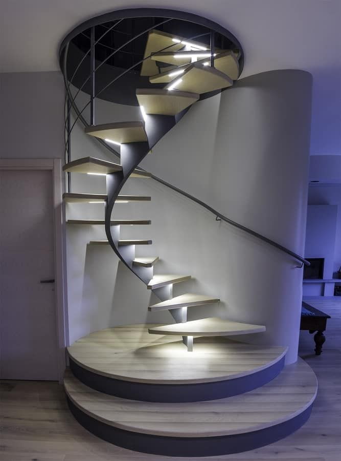 világító lépcsőház