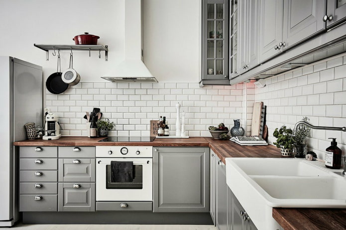 alvenaria em uma cozinha de estilo escandinavo