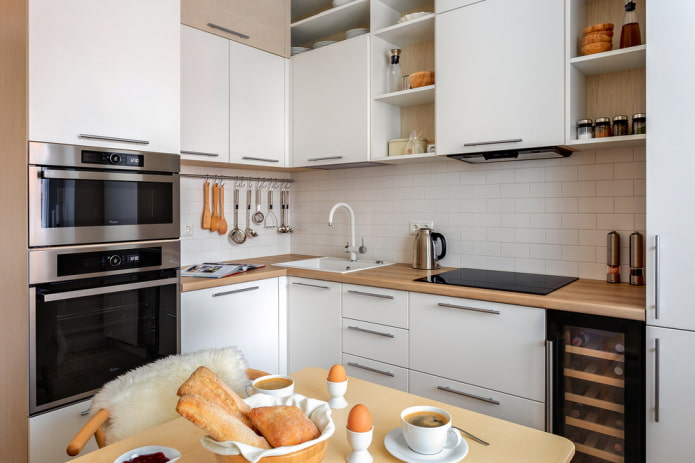 kitchen unit with an area of ​​6 squares