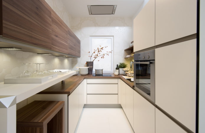 minimalistická kuchyně o rozloze 8 metrů čtverečních