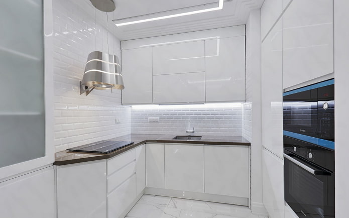 minimalistische Küche mit einer Fläche von 5 Quadratmetern