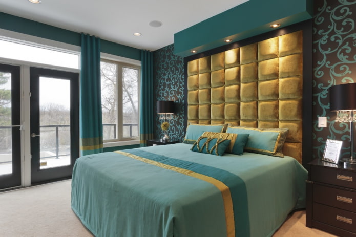interior dormitor maro turcoaz