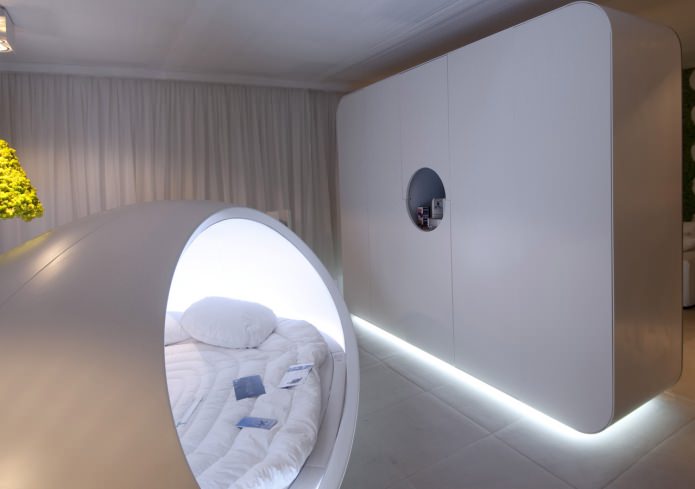high-tech bed lighting