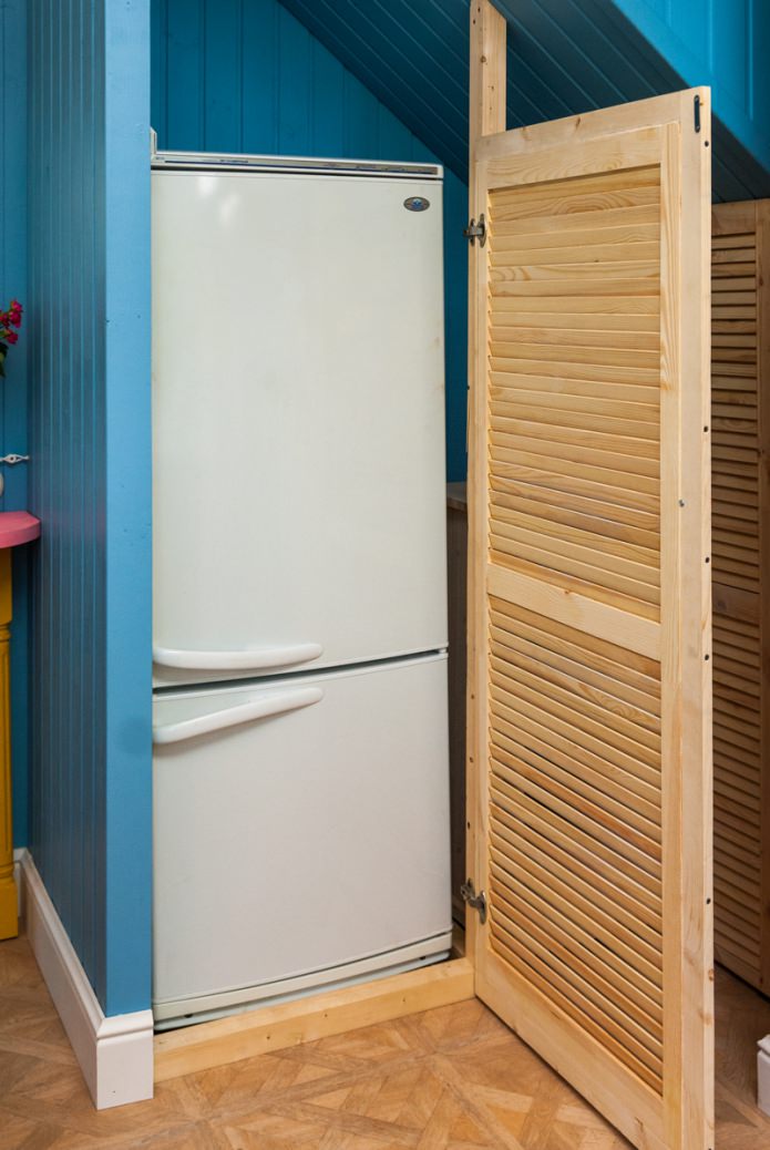 Cabinet refrigerator
