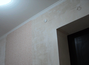 kung paano i-glue ang wallpaper sa isang pintuan