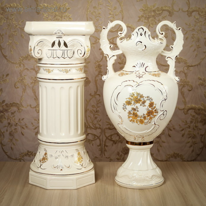graikų stiliaus vazos