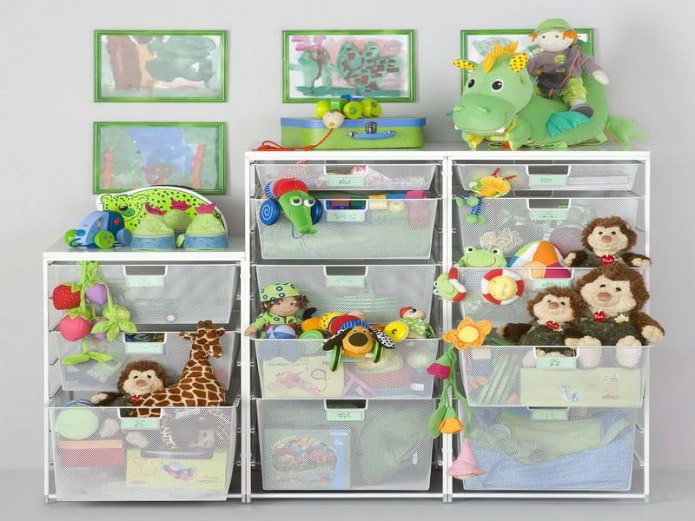 arrangörer för förvaring av leksaker i barnkammaren