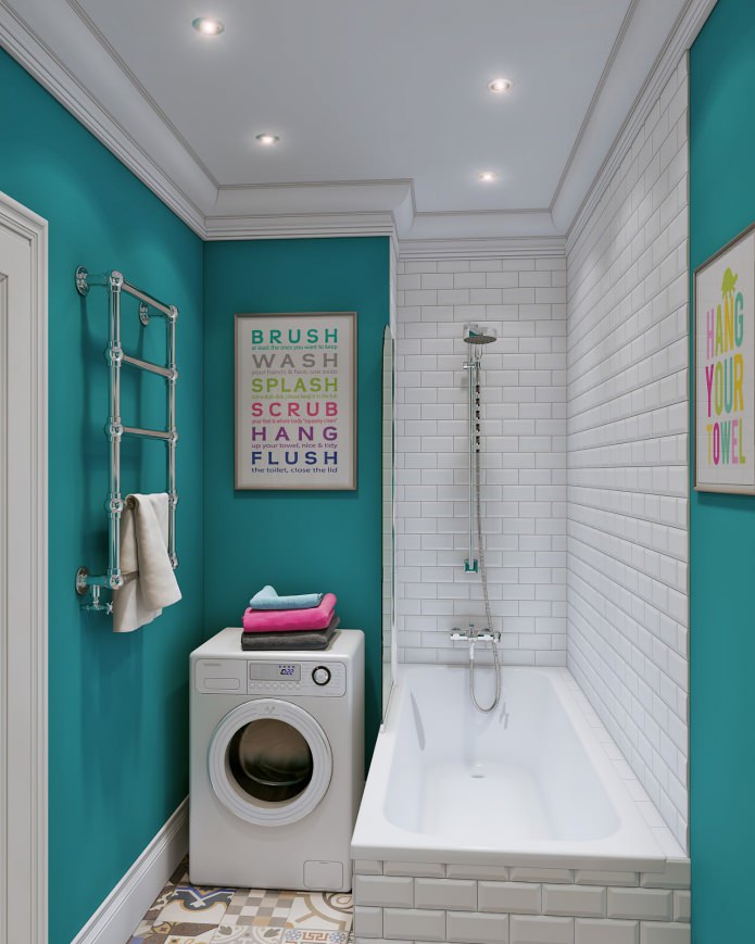 bilik mandi putih dan turquoise