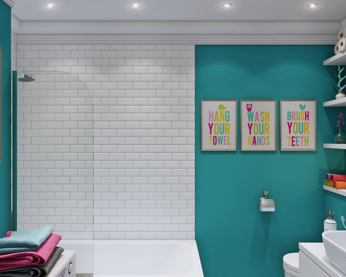banheiro no design de interiores de um pequeno apartamento de 24 metros quadrados. m